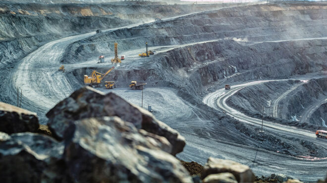 ο-τραμπ-προσθέτει-χαλκό-μεταλλουργικ-563909185