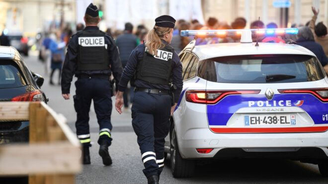 γαλλία-αυτοκίνητο-έπεσε-σε-πλήθος-τ-563904382