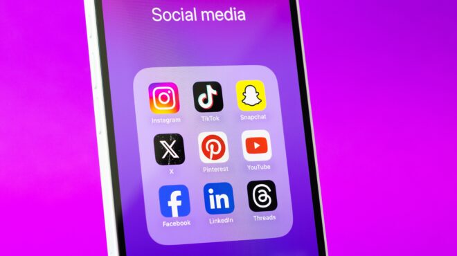 ηπα-eγκαταλείπουν-το-x-για-το-tiktok-και-το-reddit-563947957