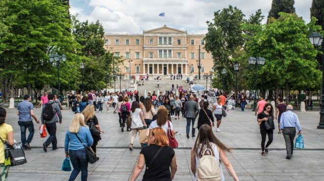 συζήτηση-στο-ινστιτούτο-goethe-για-τη-δημοκ-563927854
