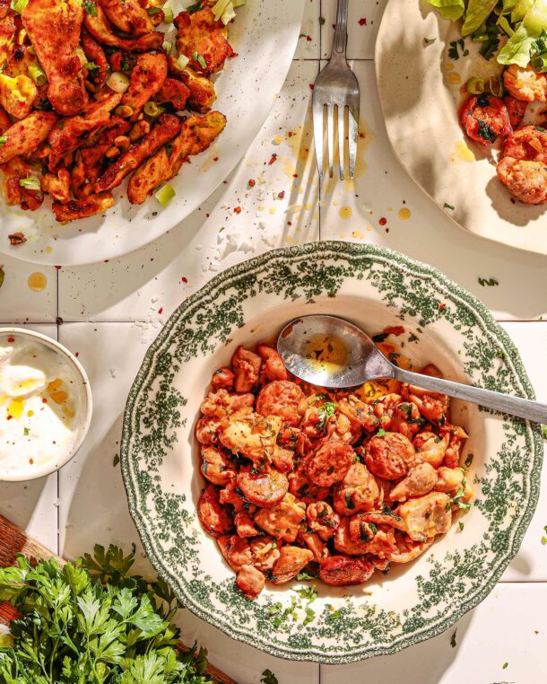 τηγανιά-κοτόπουλου-με-χωριάτικο-λουκ-563949913