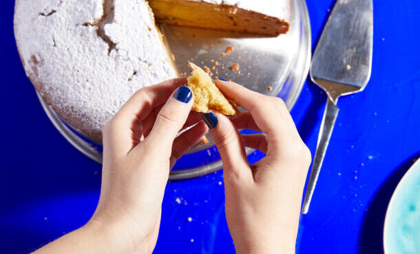 το-viral-κέικ-πορτοκαλιού-και-ελαιολάδου-τ-563949085