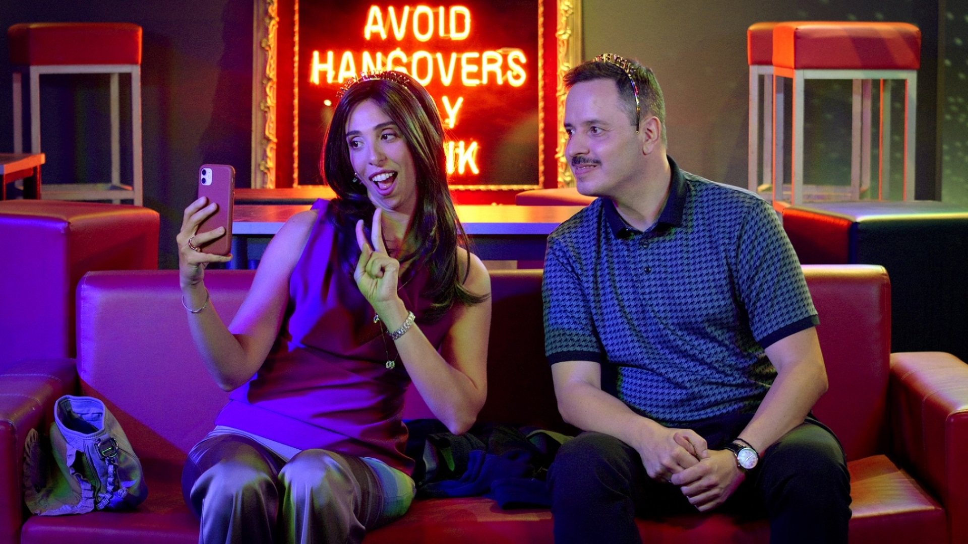 Tότε και τώρα: Στα «μπουζούκια»-2