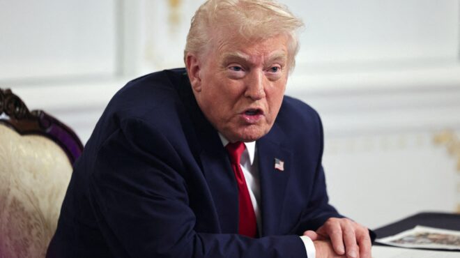 είσαι-ηλίθια-nέα-επίθεση-τραμπ-ενα-563946052