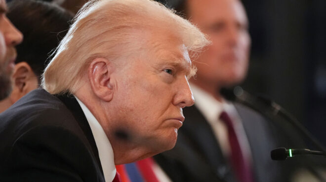 ανοιχτός-ο-τραμπ-σε-ενδεχόμενη-άρση-563908147