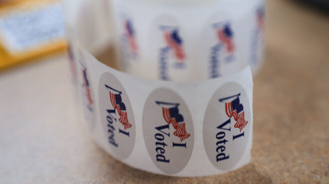 ηπα-τρεις-εκλογές-και-ένα-δημοψήφισμα-563902207