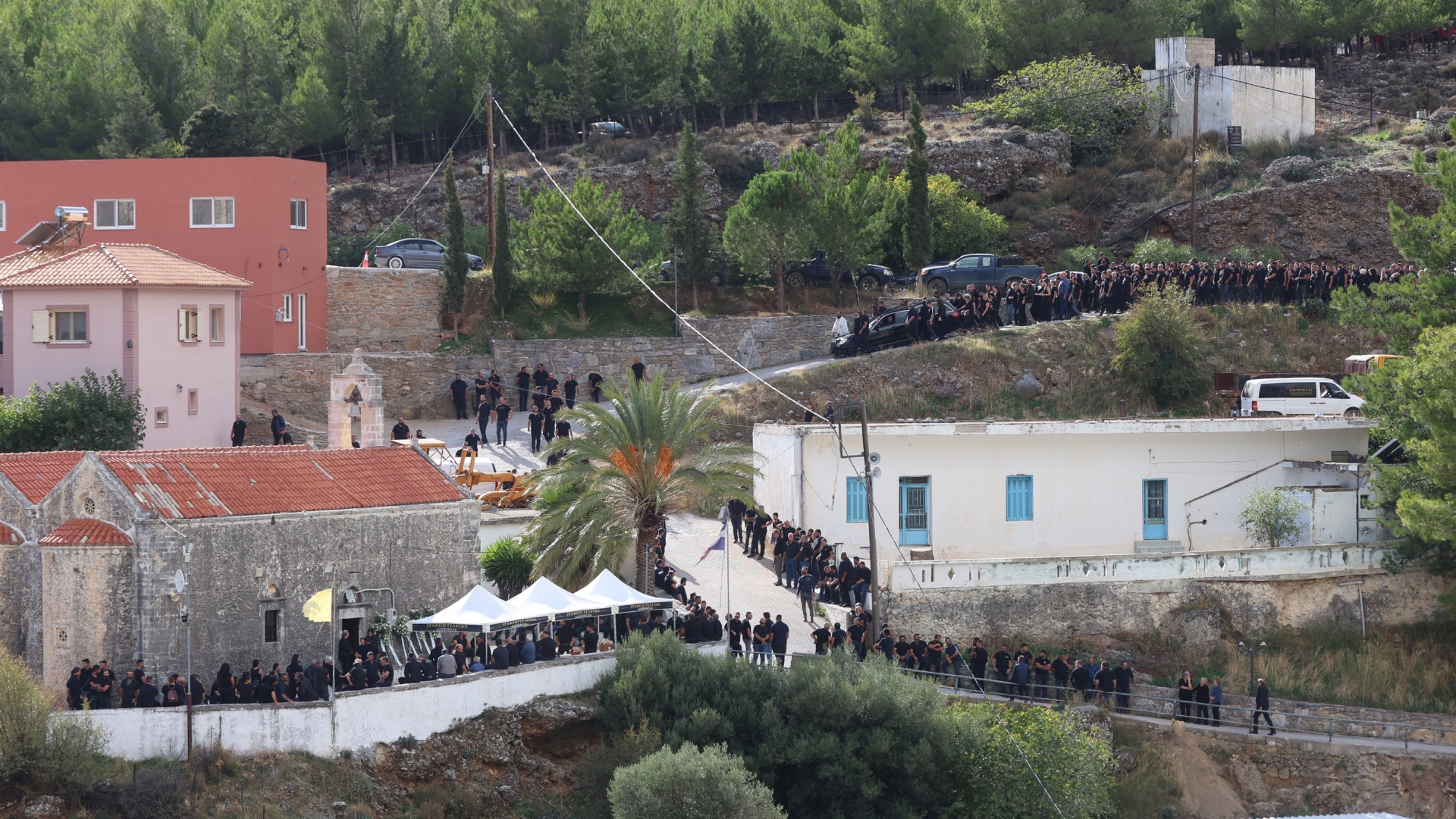 Η ΕΛ.ΑΣ. συνθέτει το παζλ της αιματηρής βεντέτας-1