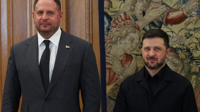 ο-ζελένσκι-αντιστέκεται-στις-πιέσεις-563933455