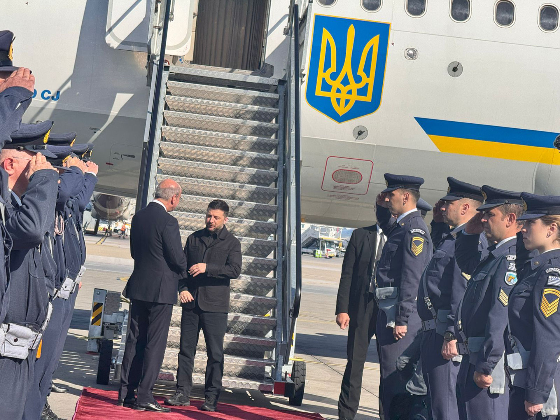 Στην Αθήνα ο Ζελένσκι – Το πρόγραμμα και η συμφωνία για το αέριο-1