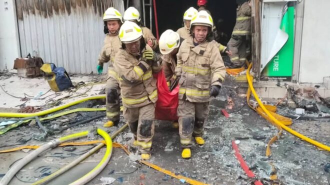 ινδονησία-πυρκαγιά-σε-επταώροφο-κτίρ-563965732