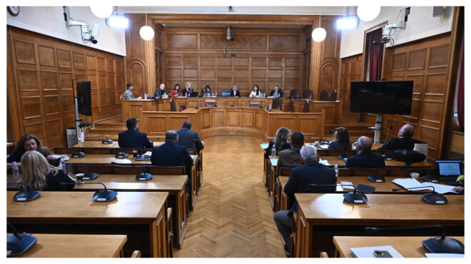 εξεταστική-ο-οπεκεπε-καθυστερούσε-ν-563952901