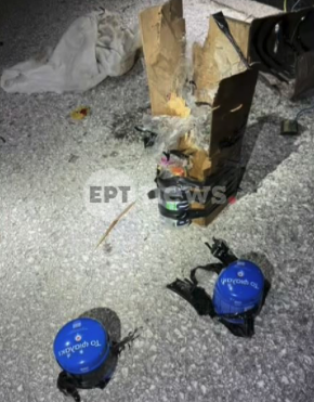 Καλύβια: Εικόνες-ντοκουμέντα από την αυτοσχέδια βόμβα στο Ι.Χ.-1