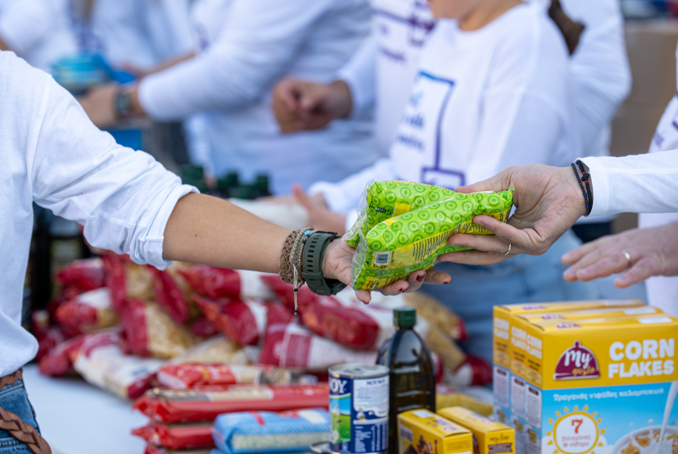 Ένα τραπέζι για όλους: Η πράξη της προσφοράς-2