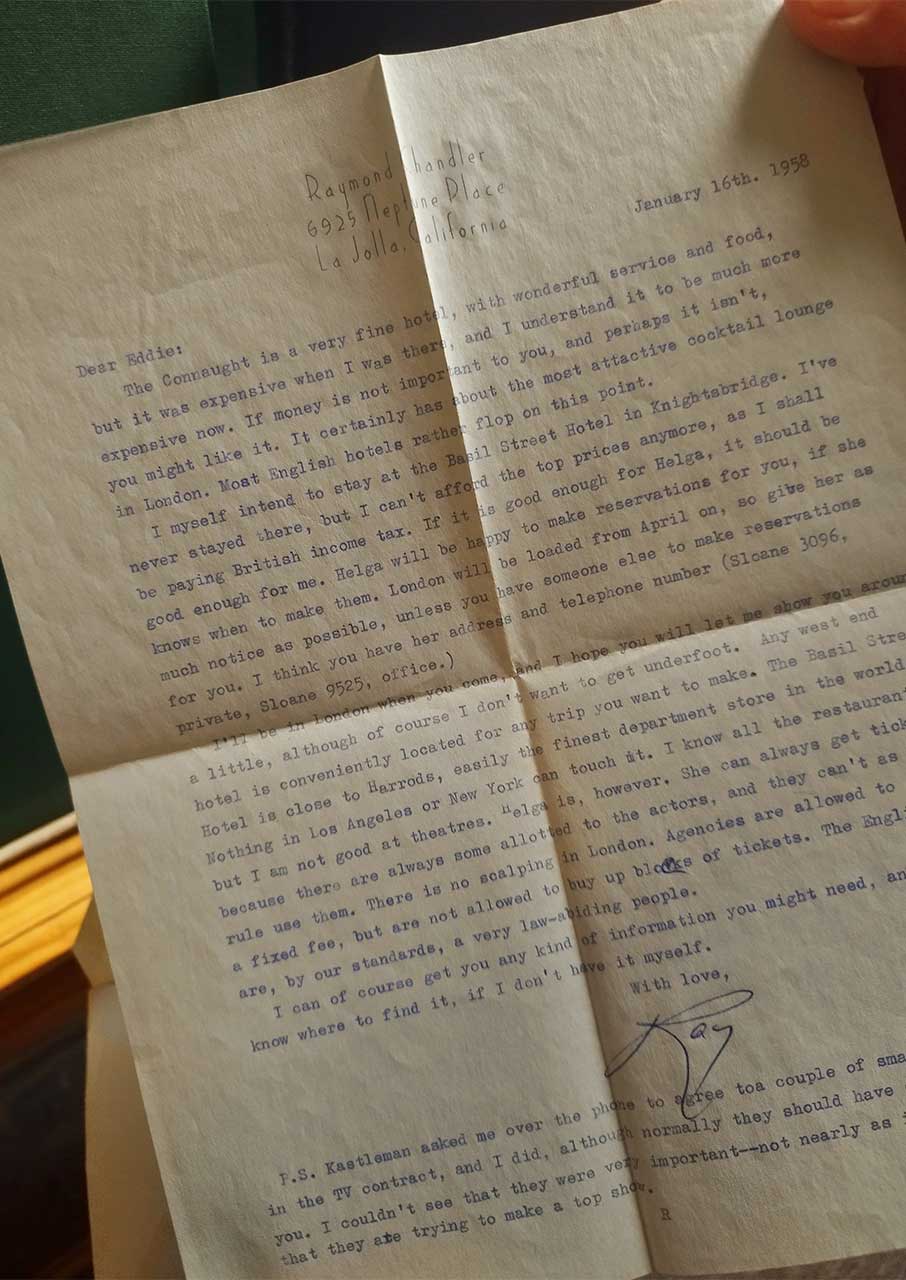 Eνα απόγευμα στο βιβλιοπωλείο των διάσημων στο Χόλιγουντ-4