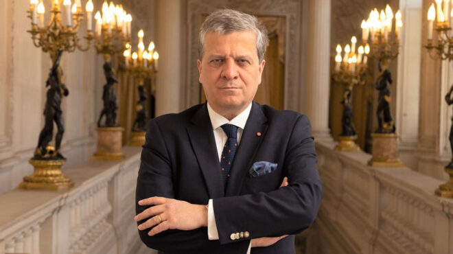 γαλλία-ο-πολωνός-πρέσβης-συνελήφθη-γι-563993623