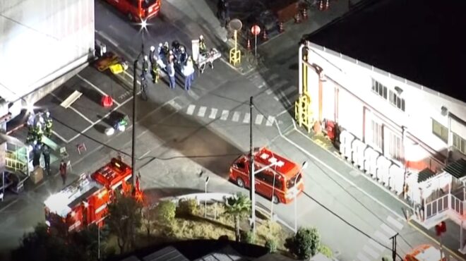 επίθεση-με-μαχαίρι-και-χλωρίνη-σε-εργο-563994499