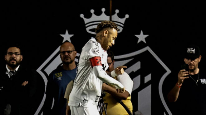 τα-φώτα-για-την-πιο-λαμπερή-γιορτή-ανάβ-563950435