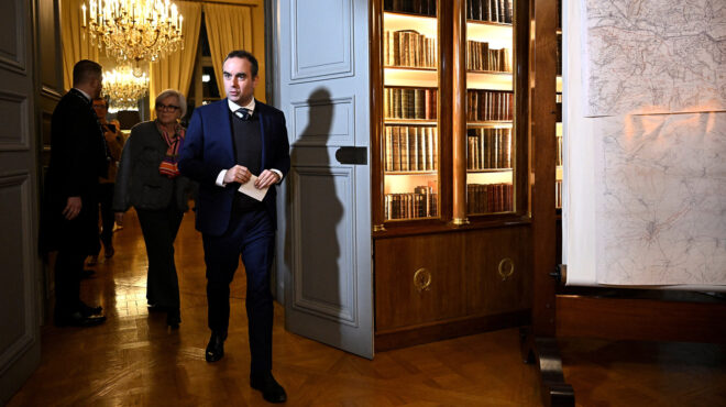 γαλλία-η-πιο-δύσκολη-ώρα-για-τον-λεκορν-563965591