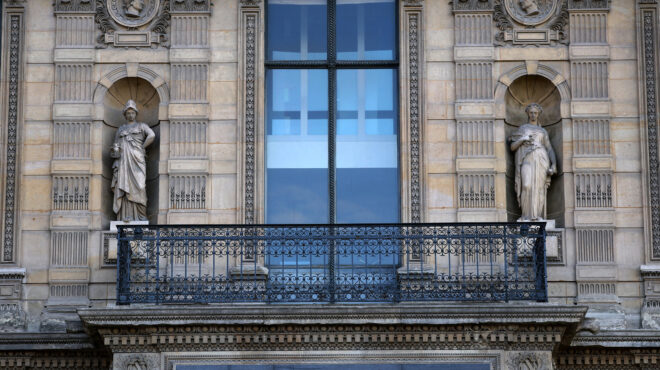 ζημιές-σε-εκατοντάδες-βιβλία-από-διαρ-563963170