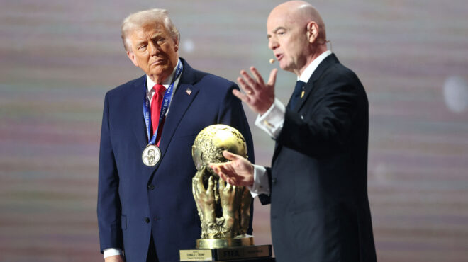 το-βραβείο-ειρήνης-της-fifa-στον-τραμπ-563960065