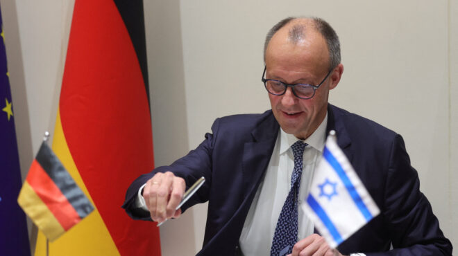 μερτς-από-ισραήλ-στήριξη-στο-σχέδιο-τρ-563962819