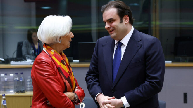 ψήφος-εμπιστοσύνης-στον-πιερρακάκ-563970412