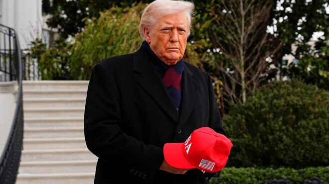 ο-τραμπ-επιτίθεται-στον-ρομπ-ράινερ-με-563977039