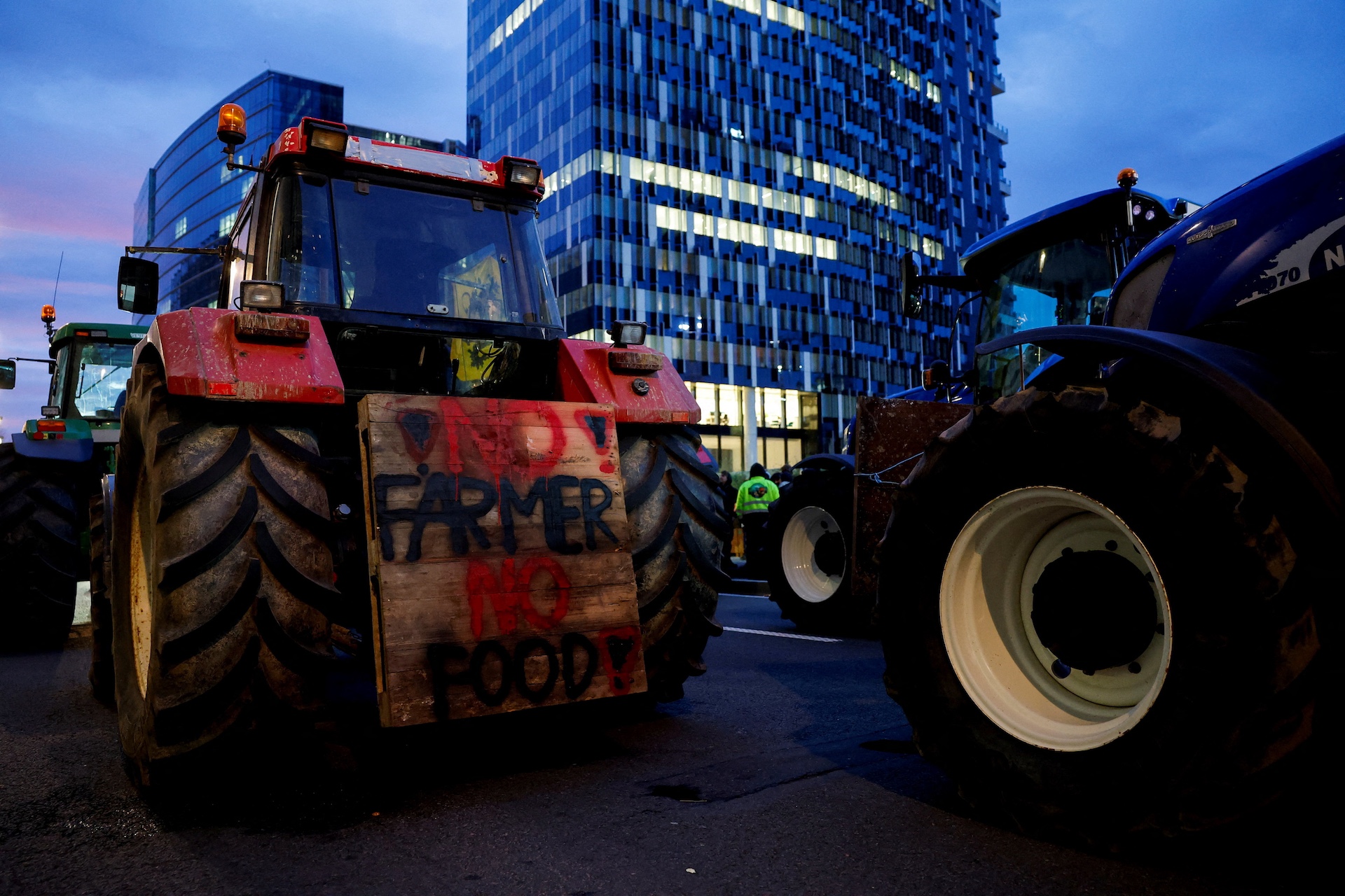 Αγροτικές κινητοποιήσεις – Τρακτέρ (και) στις Βρυξέλλες: Στο στόχαστρο η Mercosur-1