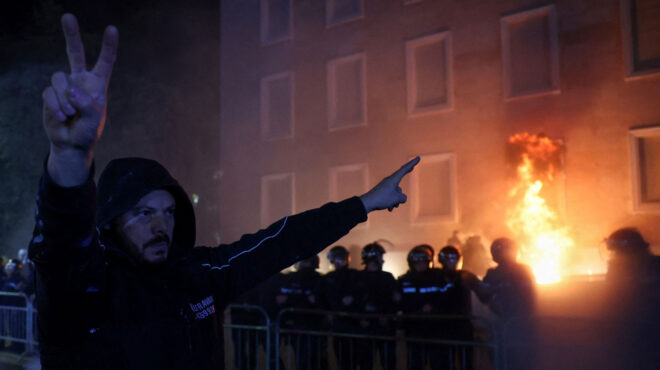 αλβανία-σοβαρά-επεισόδια-στα-τίρανα-κ-563991970