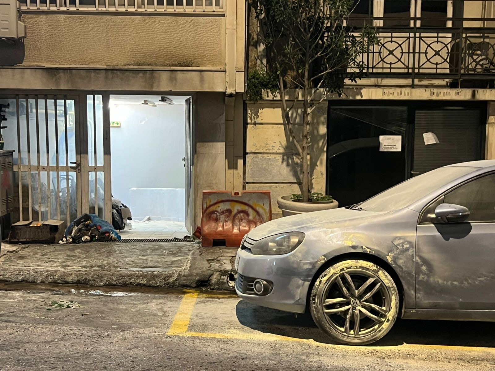 Επίθεση με μολότοφ στο Αστυνομικό Τμήμα Κυψέλης-1