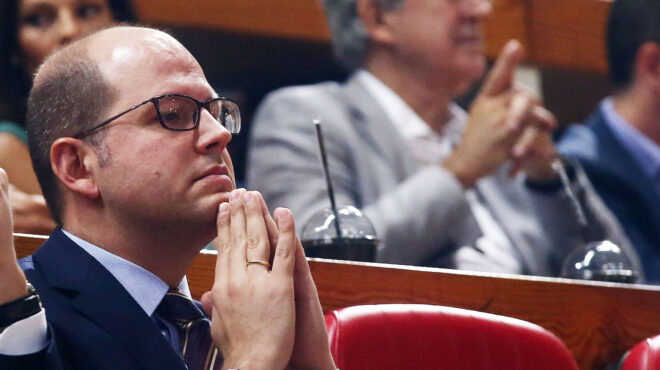 ζαγκλής-εφ-όλης-της-ύλης-το-νβα-europe-πισ-563966728