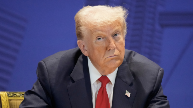 ηπα-το-εμπορικό-έλλειμμα-μειώθηκε-αλλ-563970481