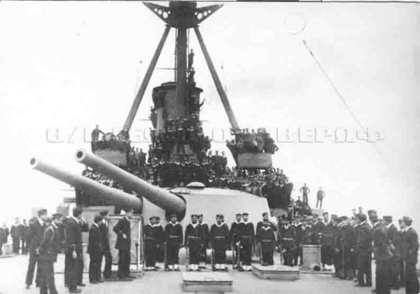 «Συντονίσου» στο Θωρηκτό Αβέρωφ – Επαναλειτουργεί ο ασύρματος του θρυλικού πλοίου-5