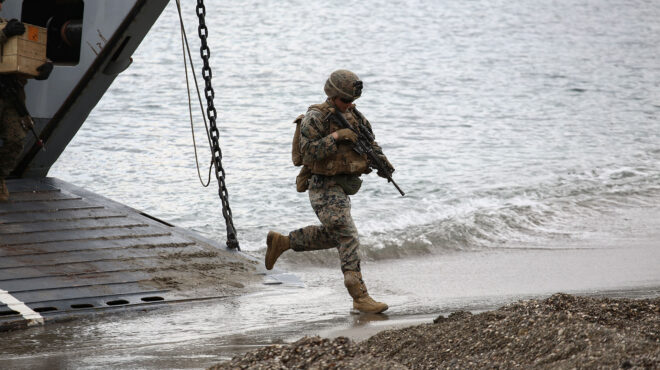 θεωρείο-θα-πάμε-και-εμείς-στρατό-563982163