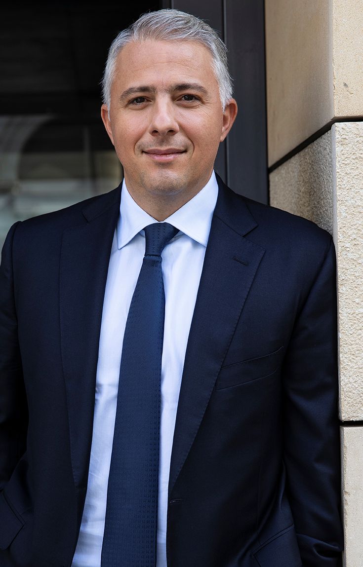 Βασίλης Καραμούζης: Επέκταση στη Μέση Ανατολή-1