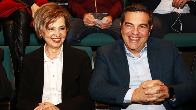 θεωρείο-στην-πρώτη-γραμμή-563954272