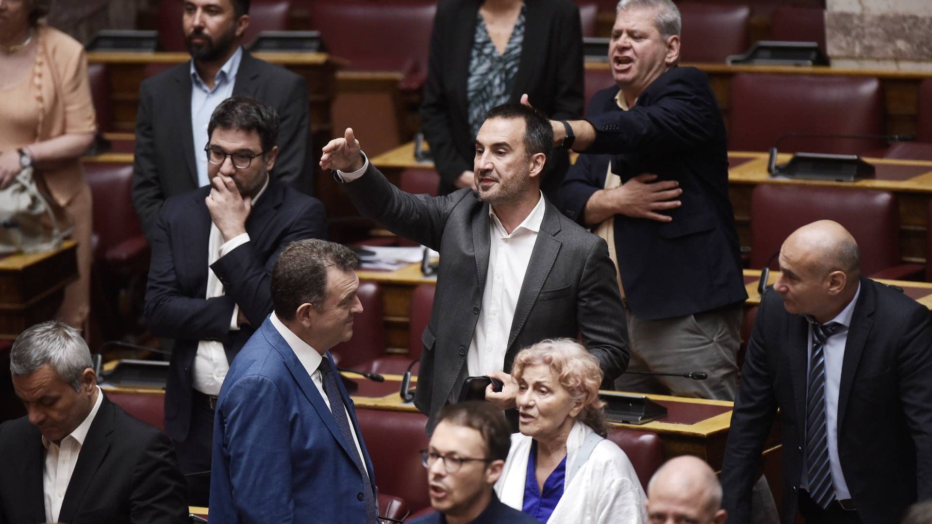 Ανασκόπηση 2025: Οταν η Βουλή έγινε viral-2