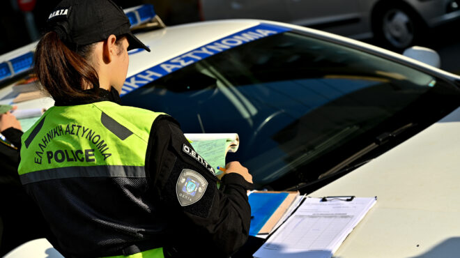 γνωστή-τραγουδίστρια-οδηγούσε-υπό-τη-563973064