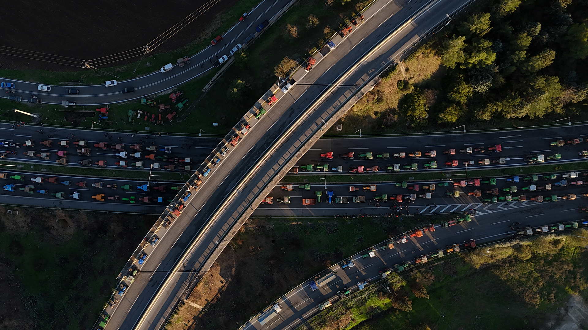 Κλιμακώνουν τις κινητοποιήσεις οι αγρότες – Τα νέα μπλόκα και η κρίσιμη συνέλευση στη Νίκαια-1