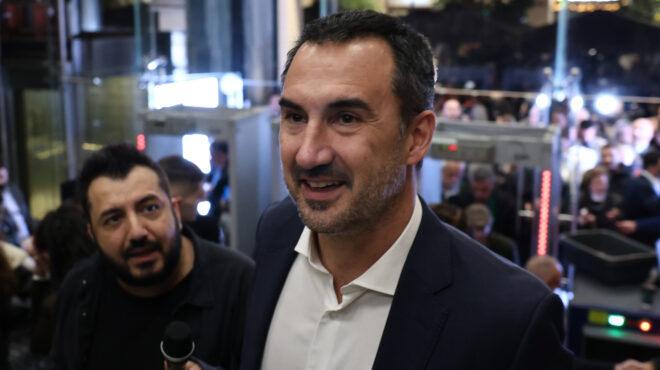 μετασεισμοί-από-τον-εξώστη-του-παλλάς-563959372