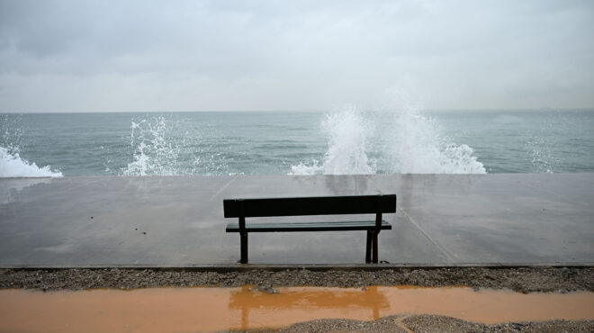 αγωγός-ομβρίων-υδάτων-παραμένει-τυφλ-563959597