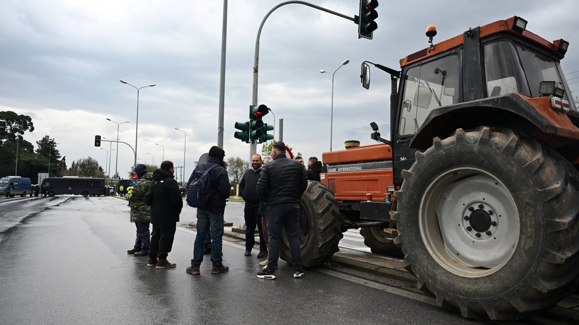 Αγρότες: Εκλεισε για έξι ώρες το τελωνείο Προμαχώνα – Ενισχύονται τα μπλόκα-2