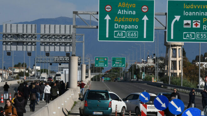 πάτρα-αποχώρησαν-οι-αγρότες-και-οι-κτη-563968261