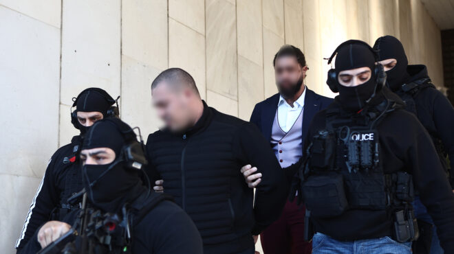 διπλό-φονικό-στη-φοινικούντα-ο-θείος-563969851