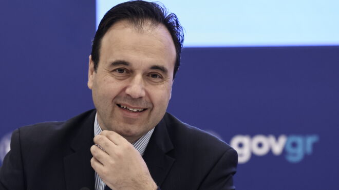 υπογράφηκε-το-ultra-fast-broadband-πώς-θα-ωφεληθούν-830-000-ν-563985343