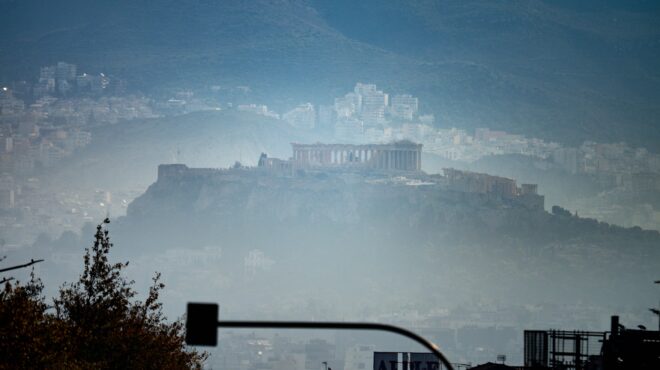 καιρός-αίθριος-με-τοπικές-νεφώσεις-κα-563971789