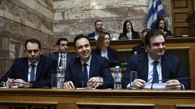 βουλή-στην-επιτροπή-θεσμών-και-διαφάν-563982346