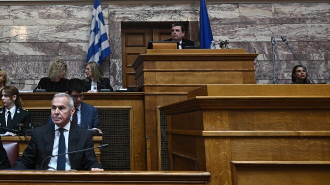 βουλή-γαλάζιο-επεισόδιο-δαβάκη-κ-563984905