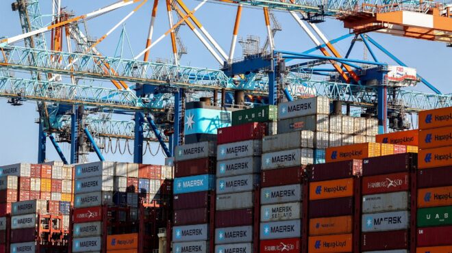 η-κινεζική-εξαγωγική-ορμή-απειλεί-την-563967409