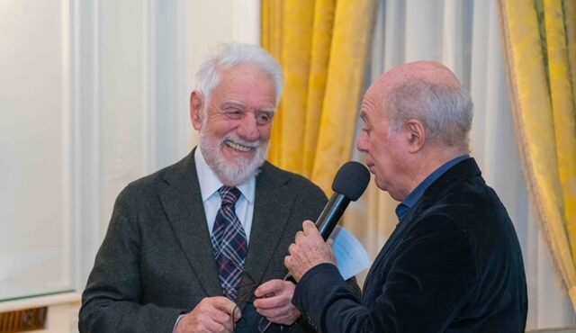 συγκινητική-ελληνογαλλική-διάκριση-563960215